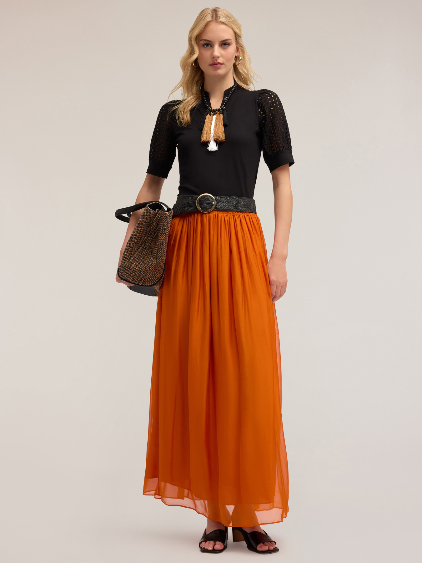 T-shirt with keyhole and broderie anglaise sleeves image number 2