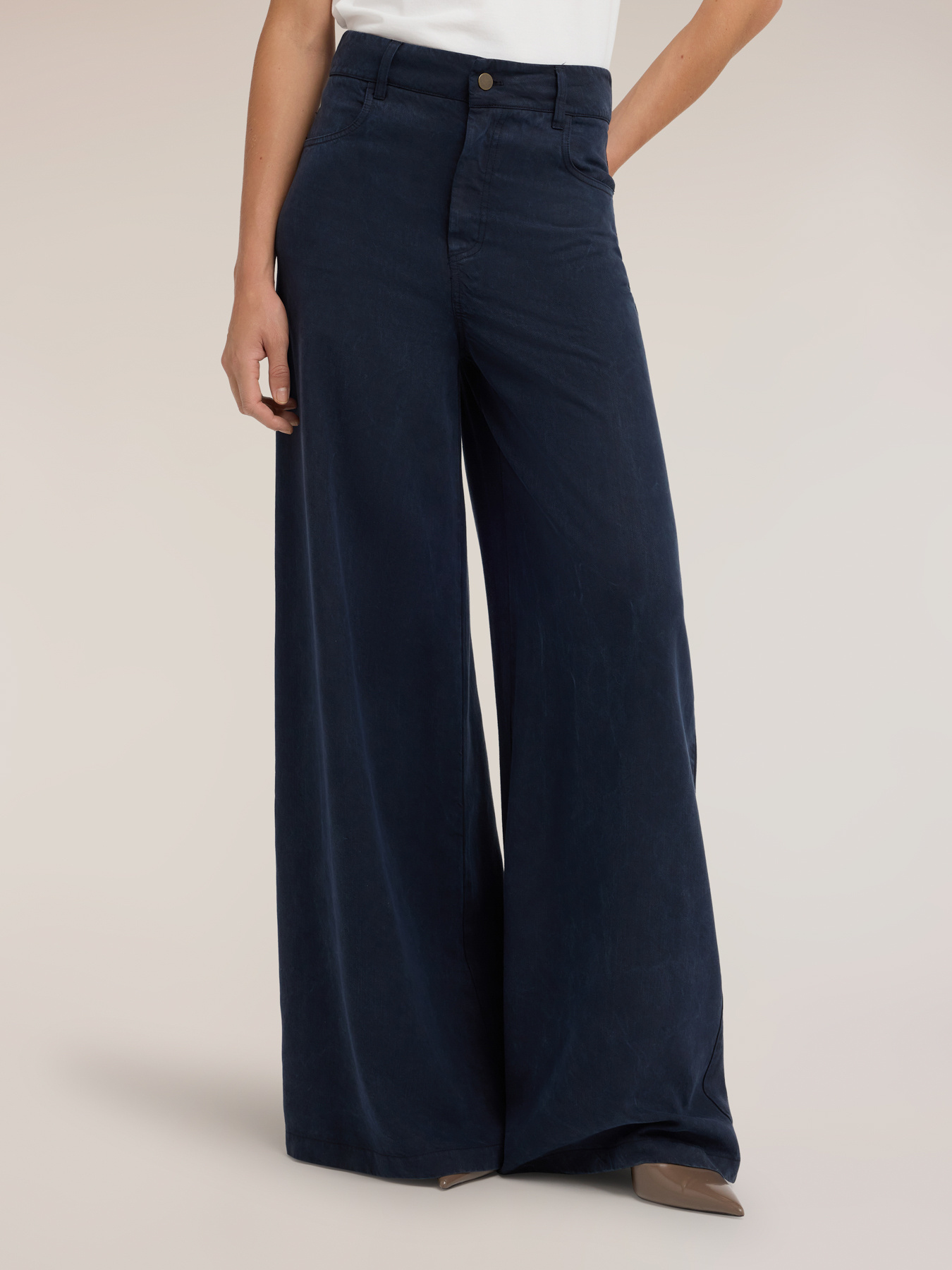 Pantalon palazzo en lyocell image number 2