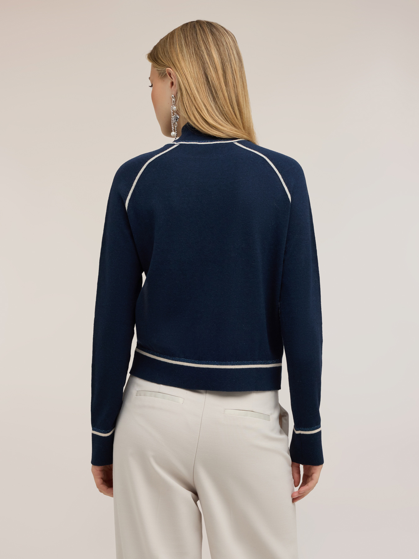 Wool and silk blend knit turtleneck image number 1