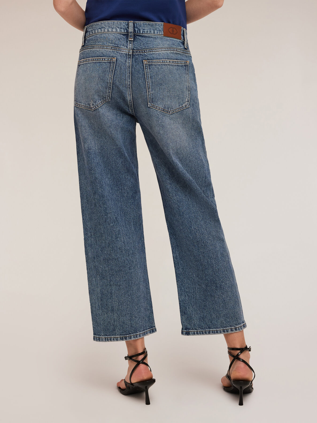 Jeans mit weitem Bein und Strass image number 1