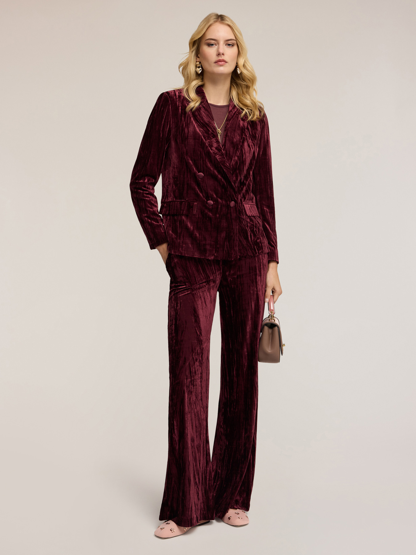 Palazzo pants in velvet with pleated effect image number 0