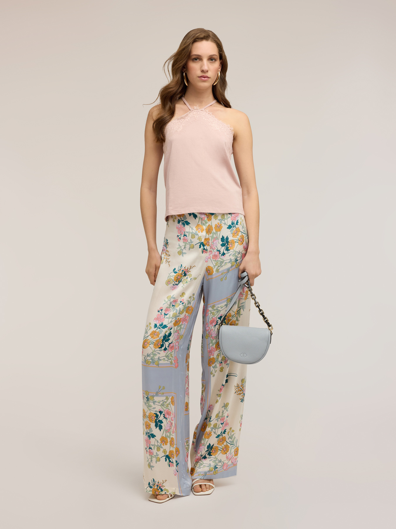 Halter neck top with lace inserts image number 3