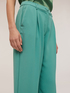 Pantaloni palazzo satin con piping laterale image number 4