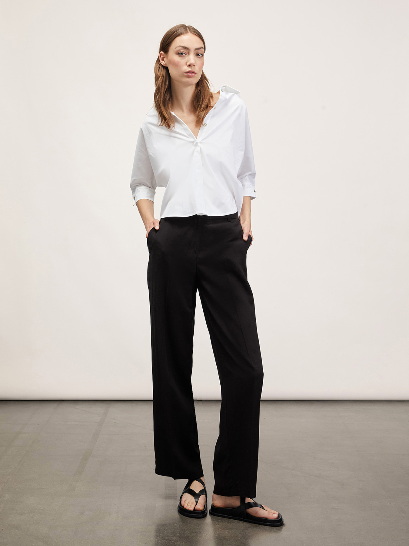 Pantalon large en lin m&eacute;lang&eacute; image number 3