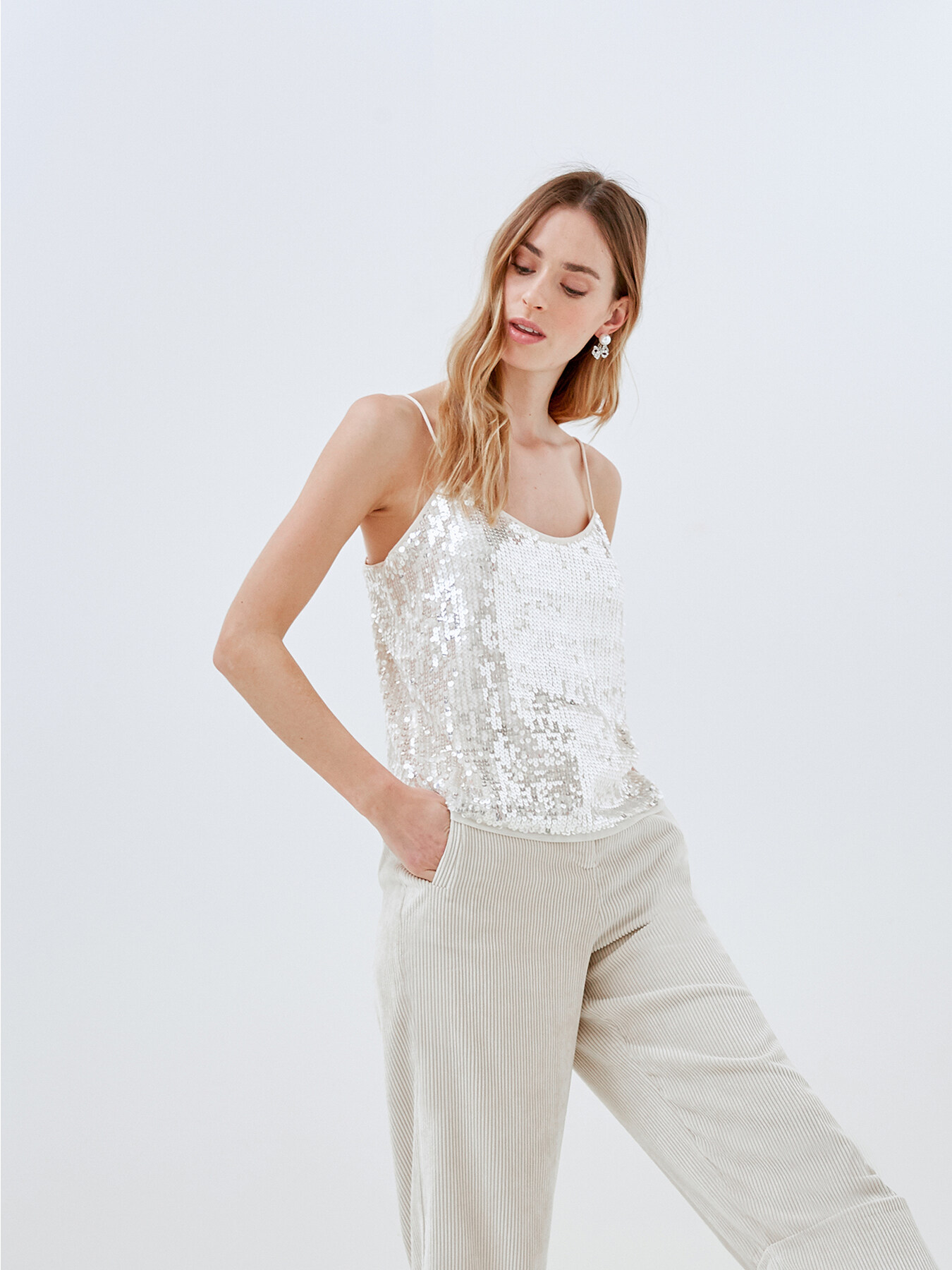 Top full paillettes image number 2