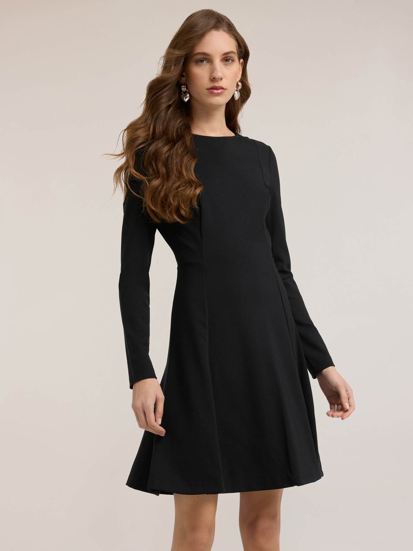 Flare-Kleid aus Milano-Strick image number 2