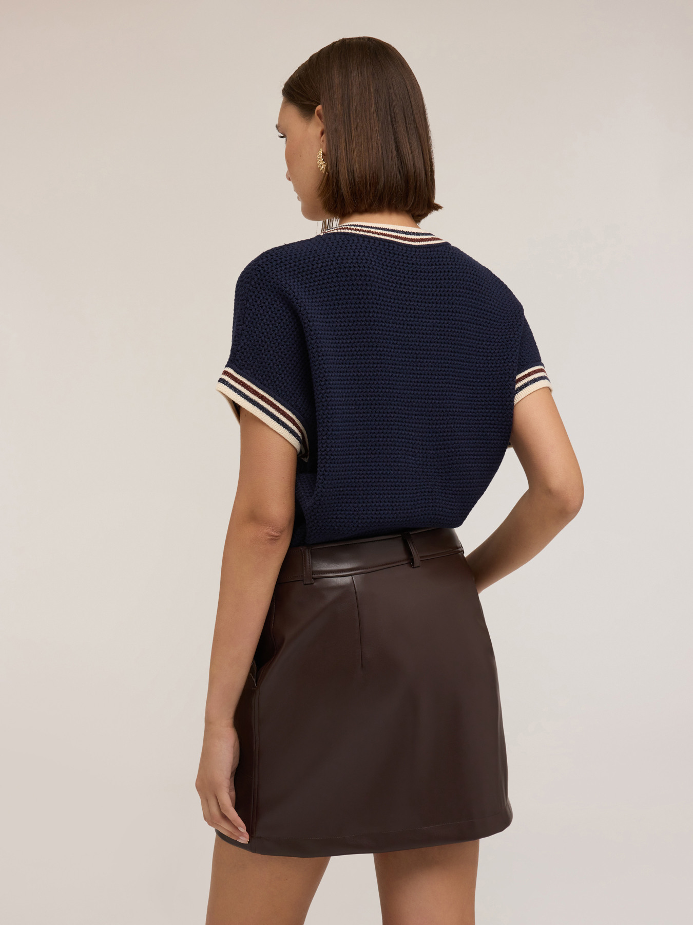 Strickjacke mit gestreiften Kanten image number 1