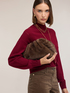 Clutch effetto peloso con tracolla a catena image number 0