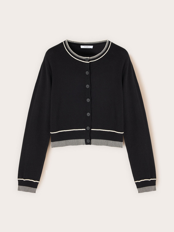 Kurze Strickjacke aus Viskose mit kontrastierenden Kanten