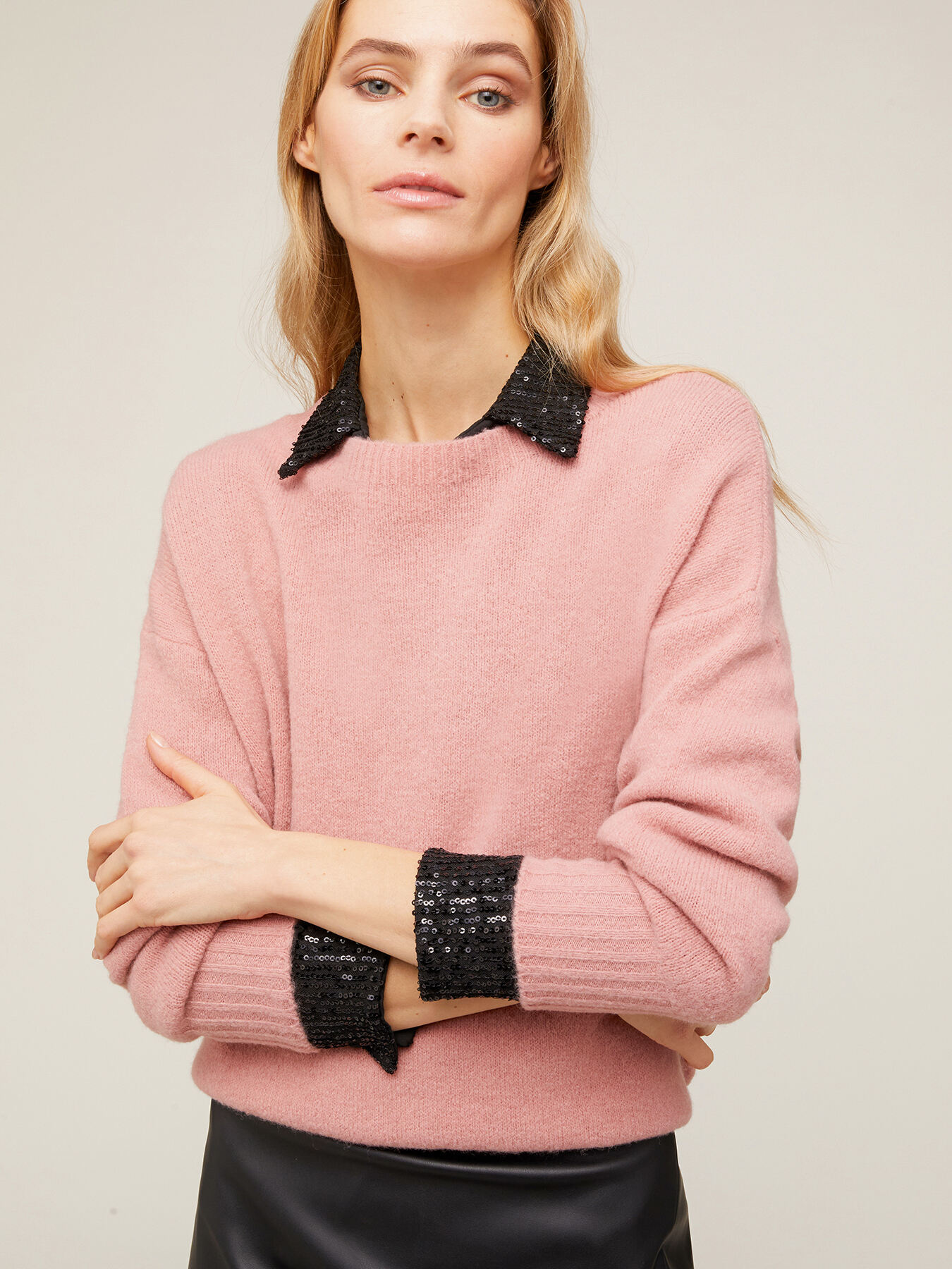 Oversized sweater with slits on the bottom image number 2