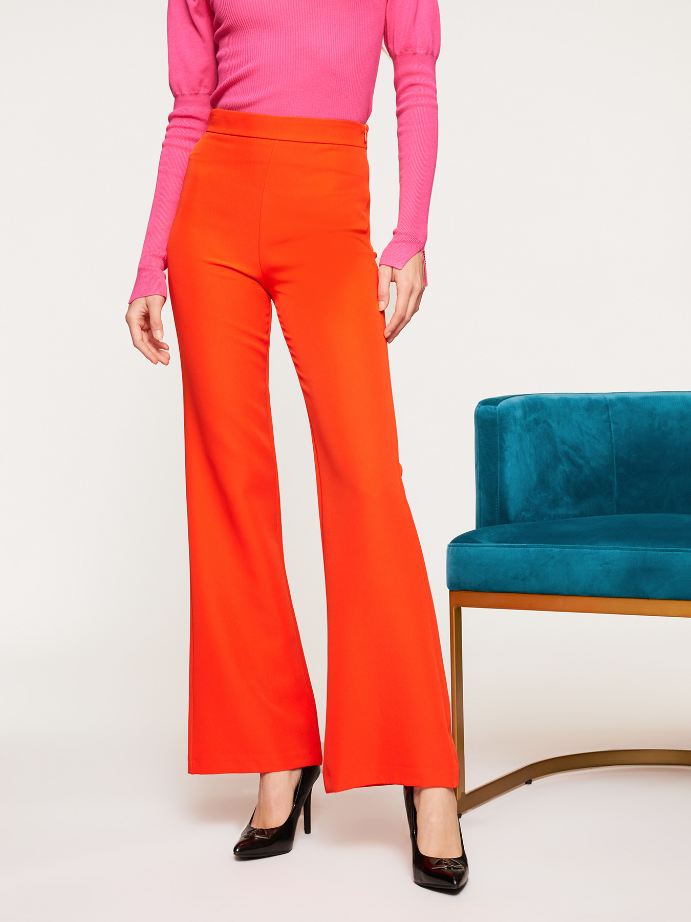 Pantaloni flare tinta unita image number 2