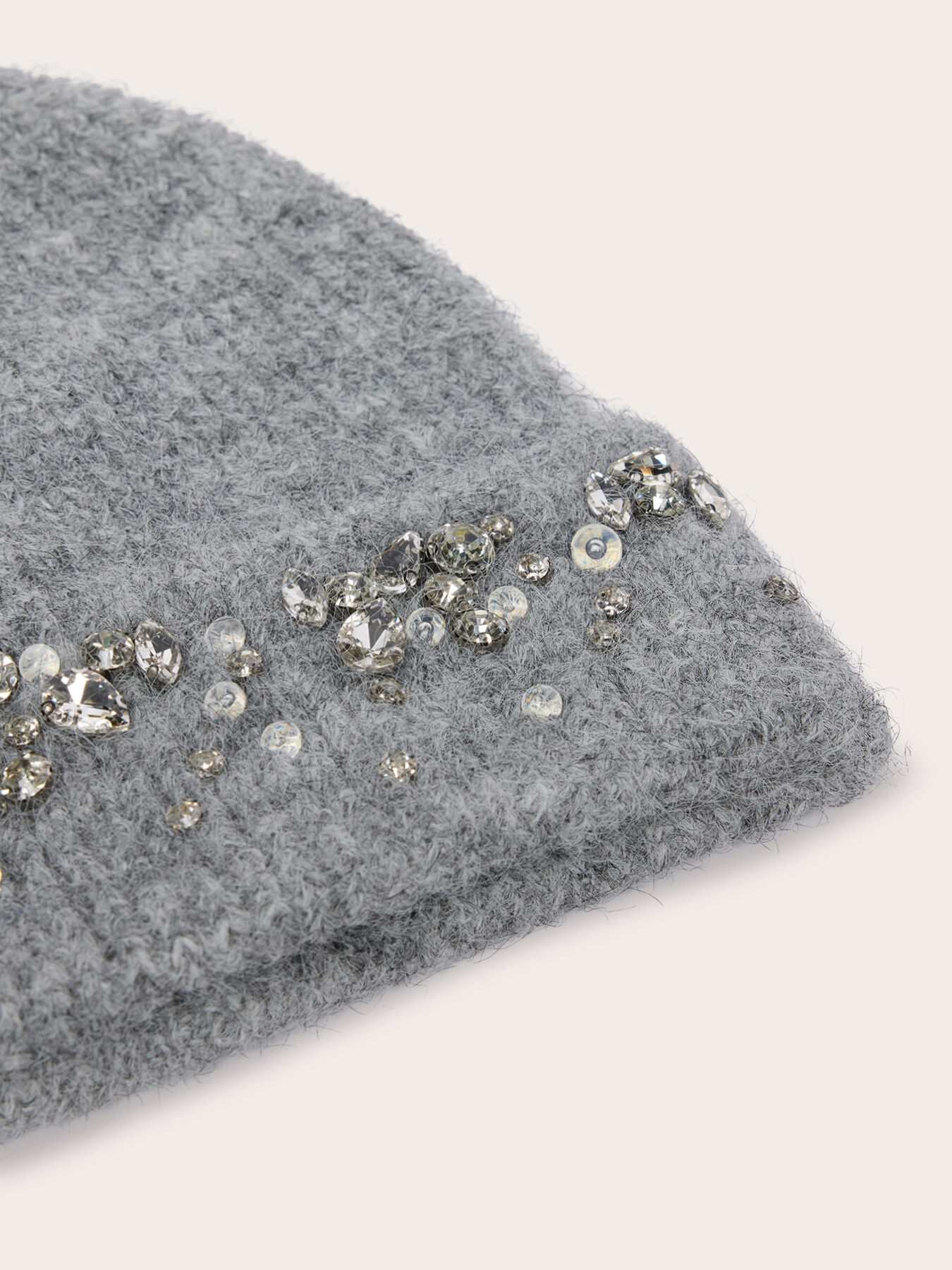 Wool-blend hat with rhinestones image number 2