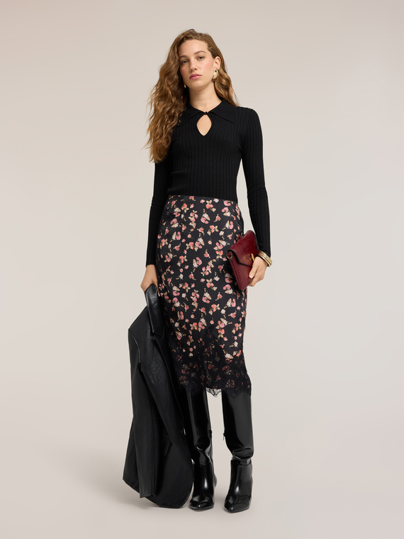 Pencil skirt in georgette with floral print and lace