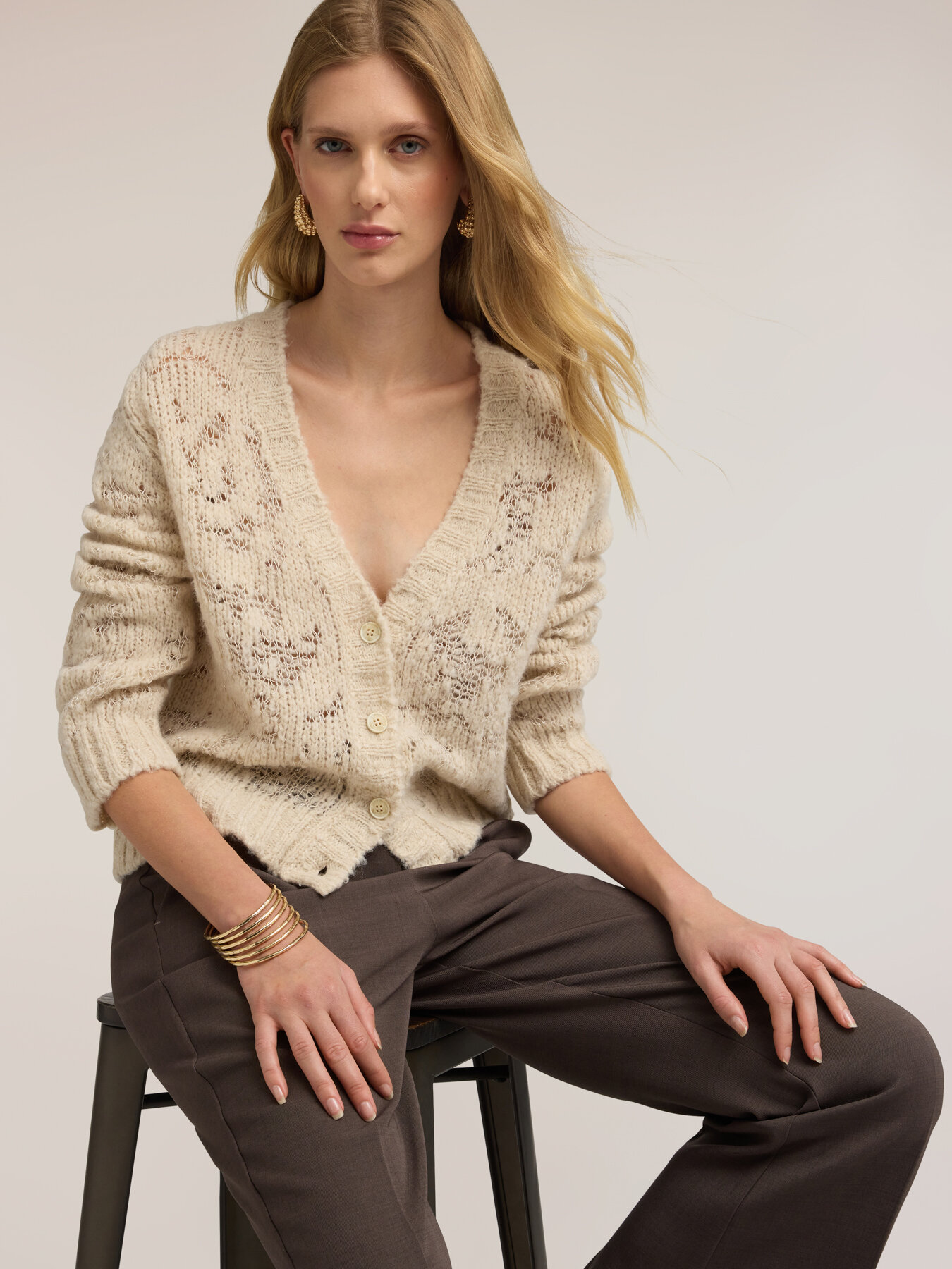 Perforated knit cardigan image number 3