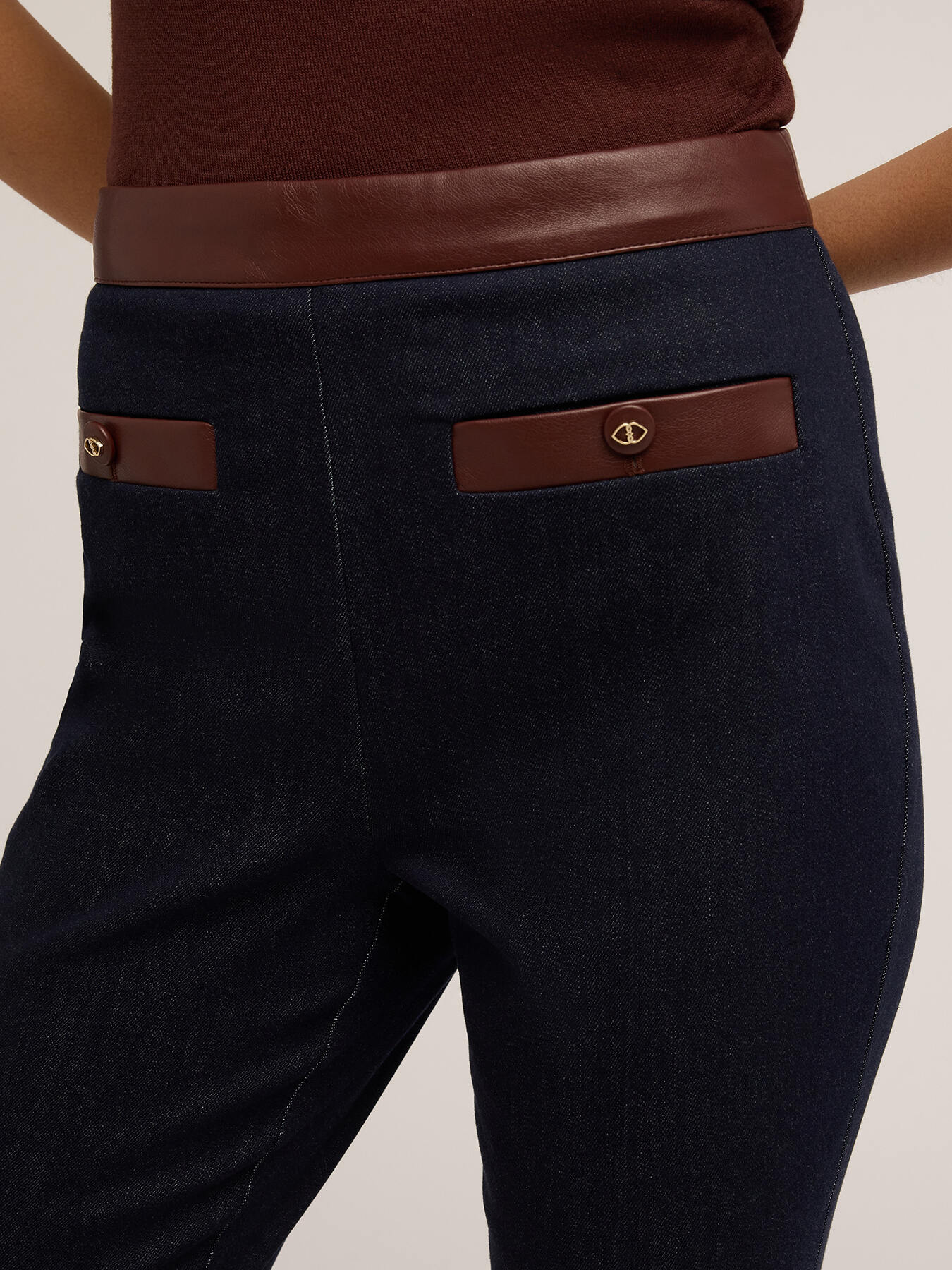 Skinny jeans with inserts image number 3