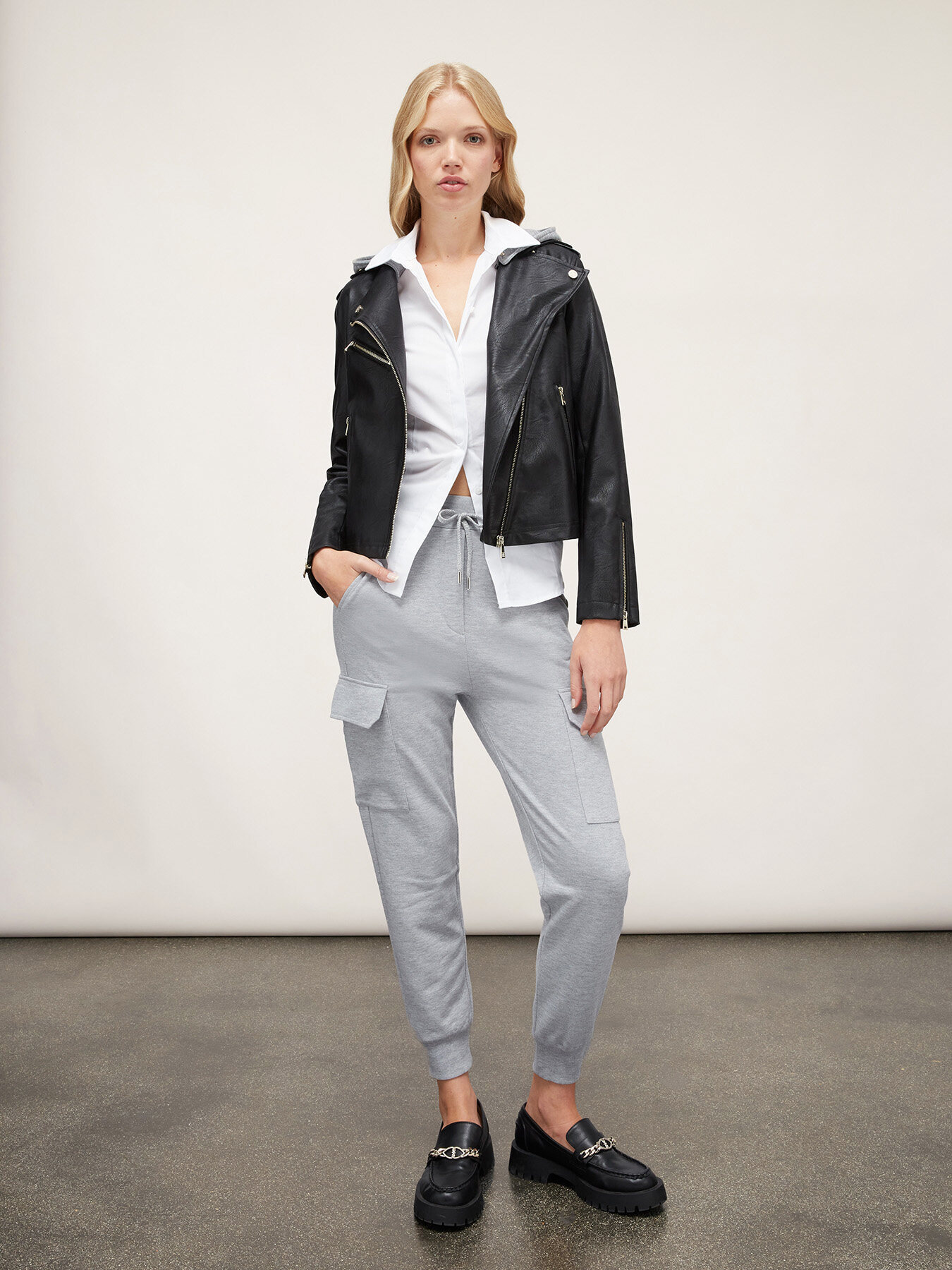 Fleece cargo joggers image number 3