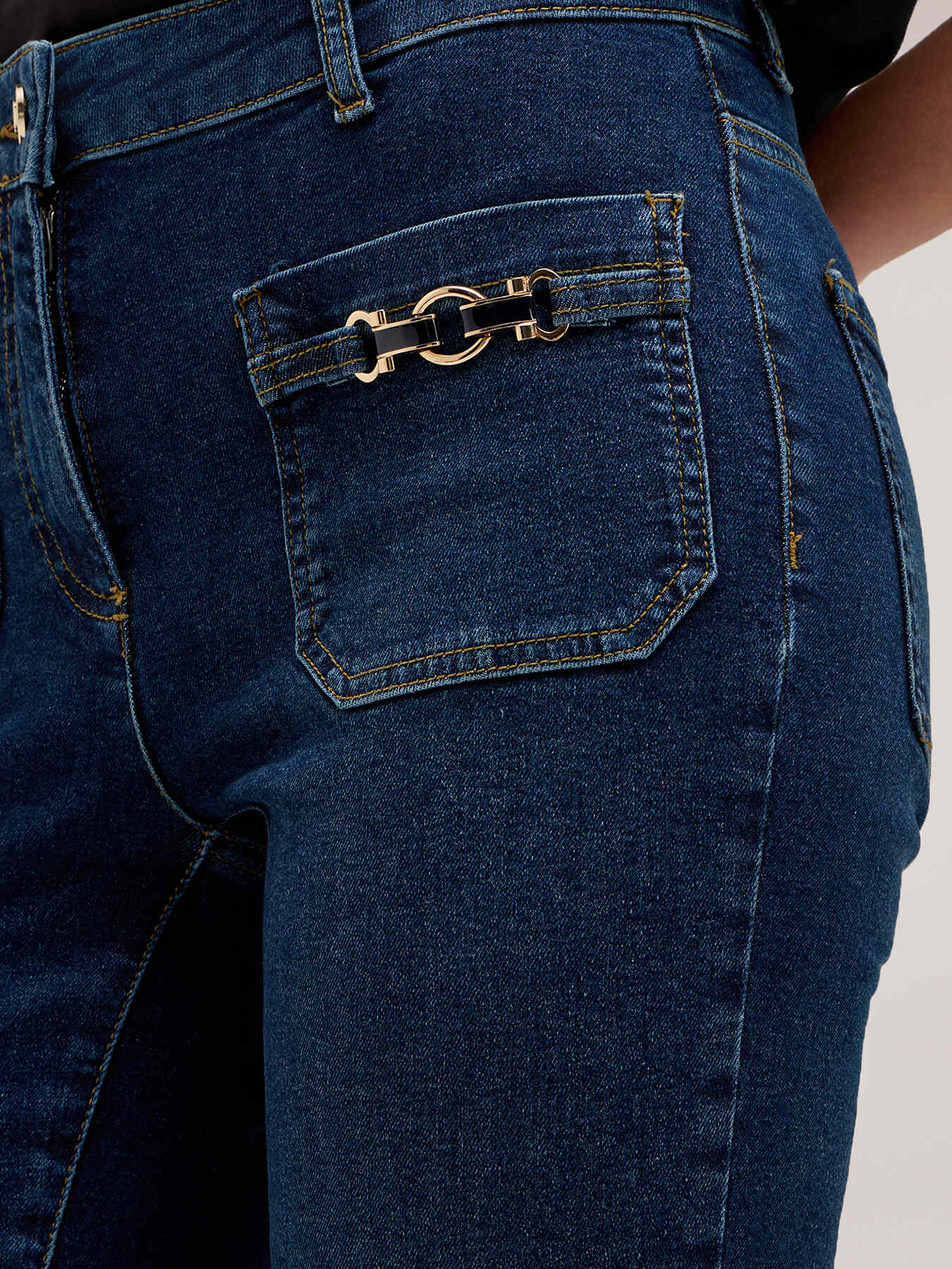 High-waisted flare jeans with jewel embellishment image number 3