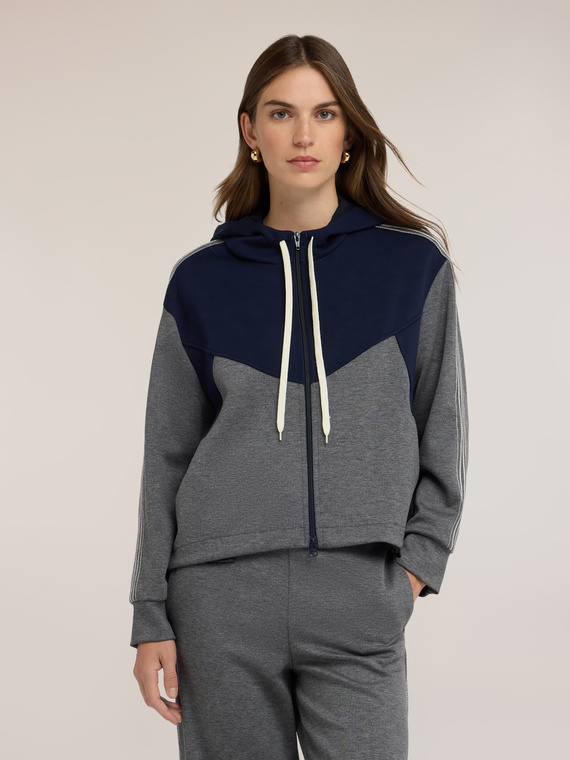 Sweat ouvert en viscose avec capuche et zip