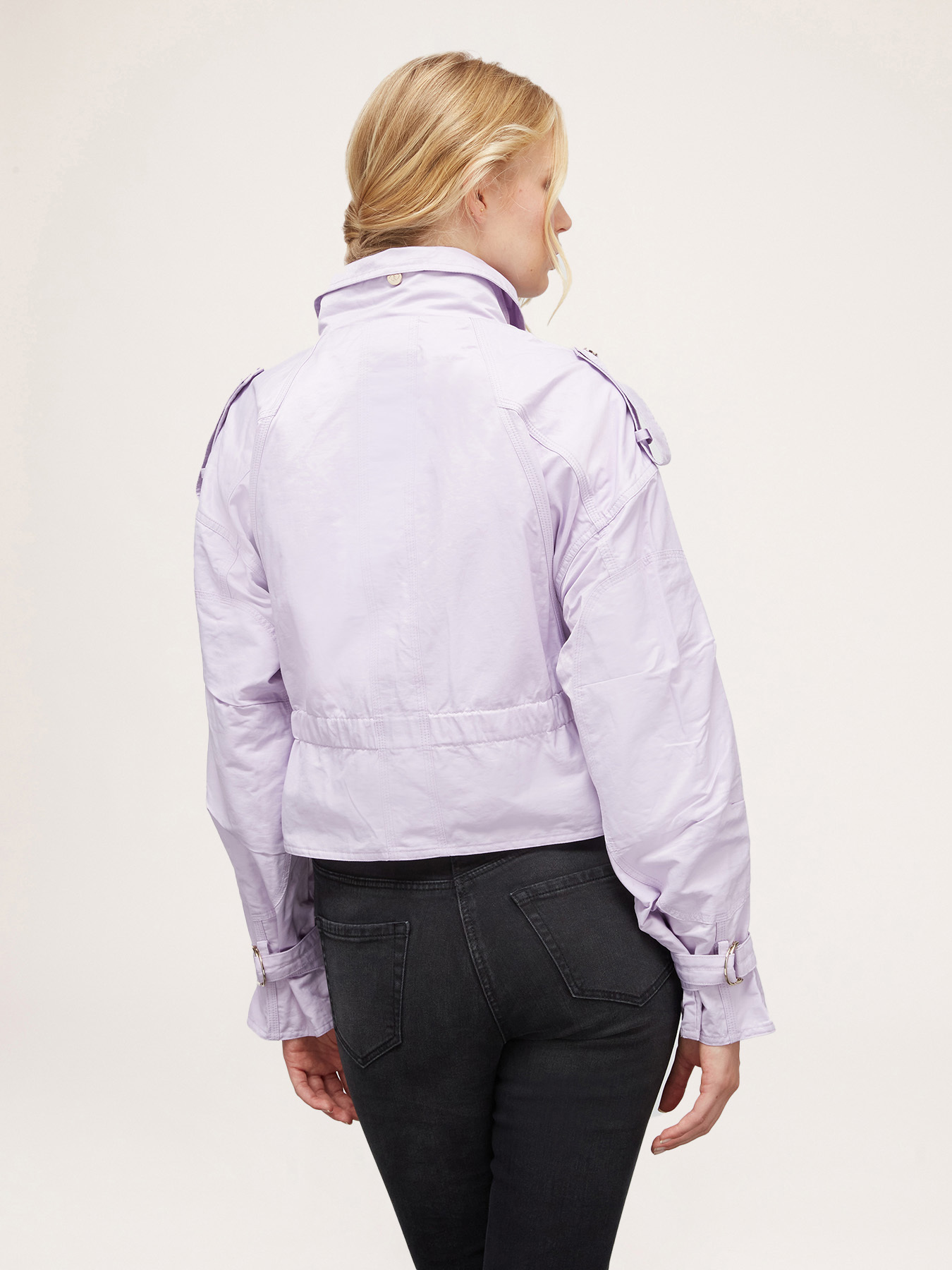 Chaqueta cortavientos corta con jareta en la cintura image number 1