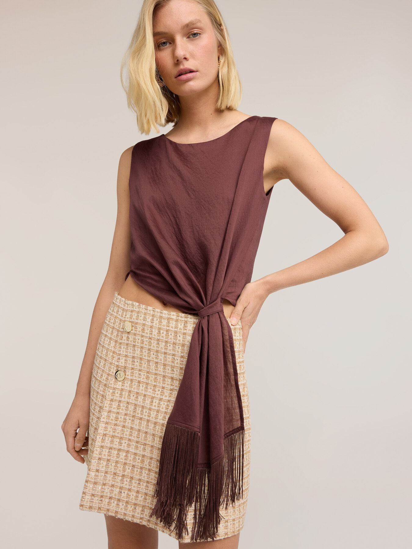 Voile top with knot and fringes image number 3