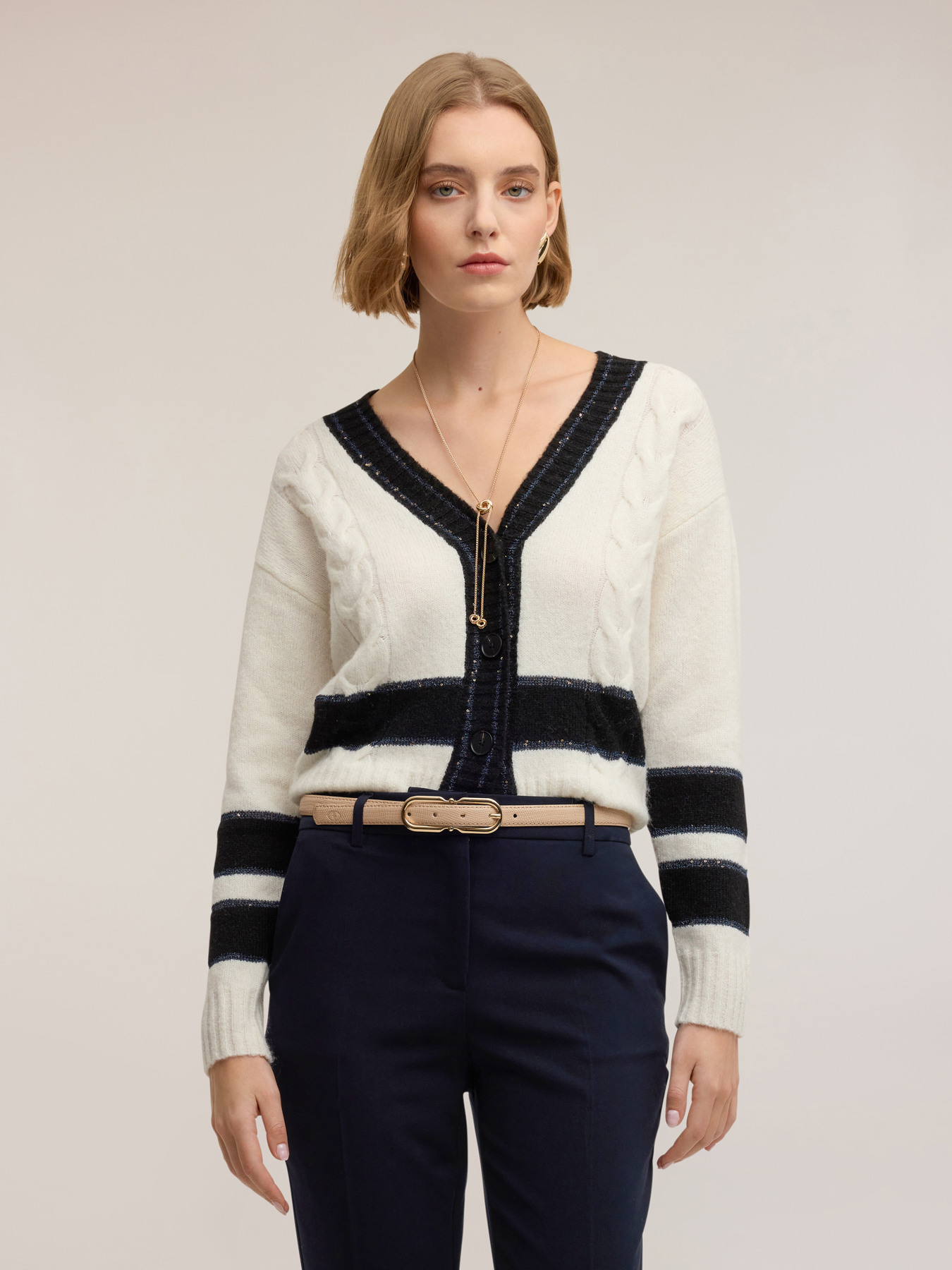 Cardigan tricotat cu paiete image number 2