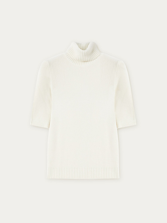 Short sleeved eyelash yarn turtleneck sweater