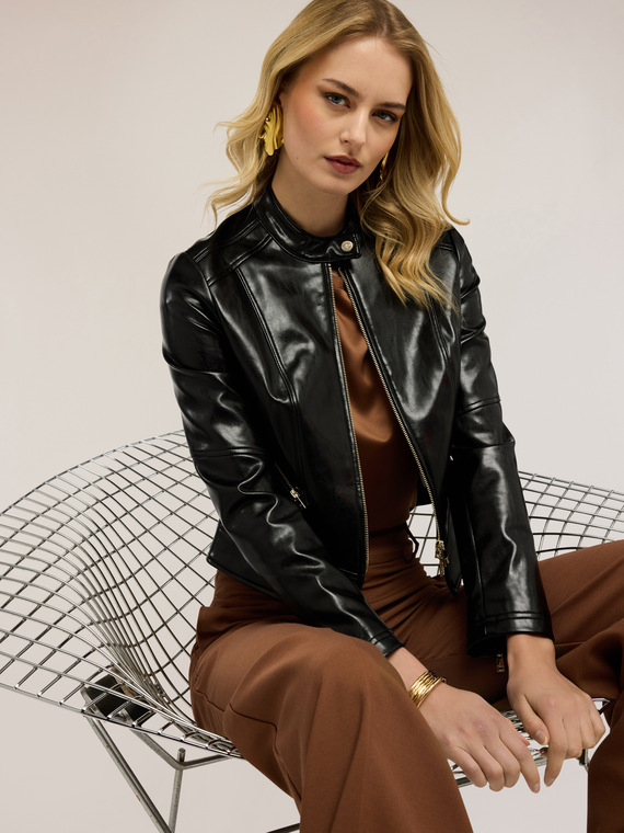 Veste avec zip et col mao