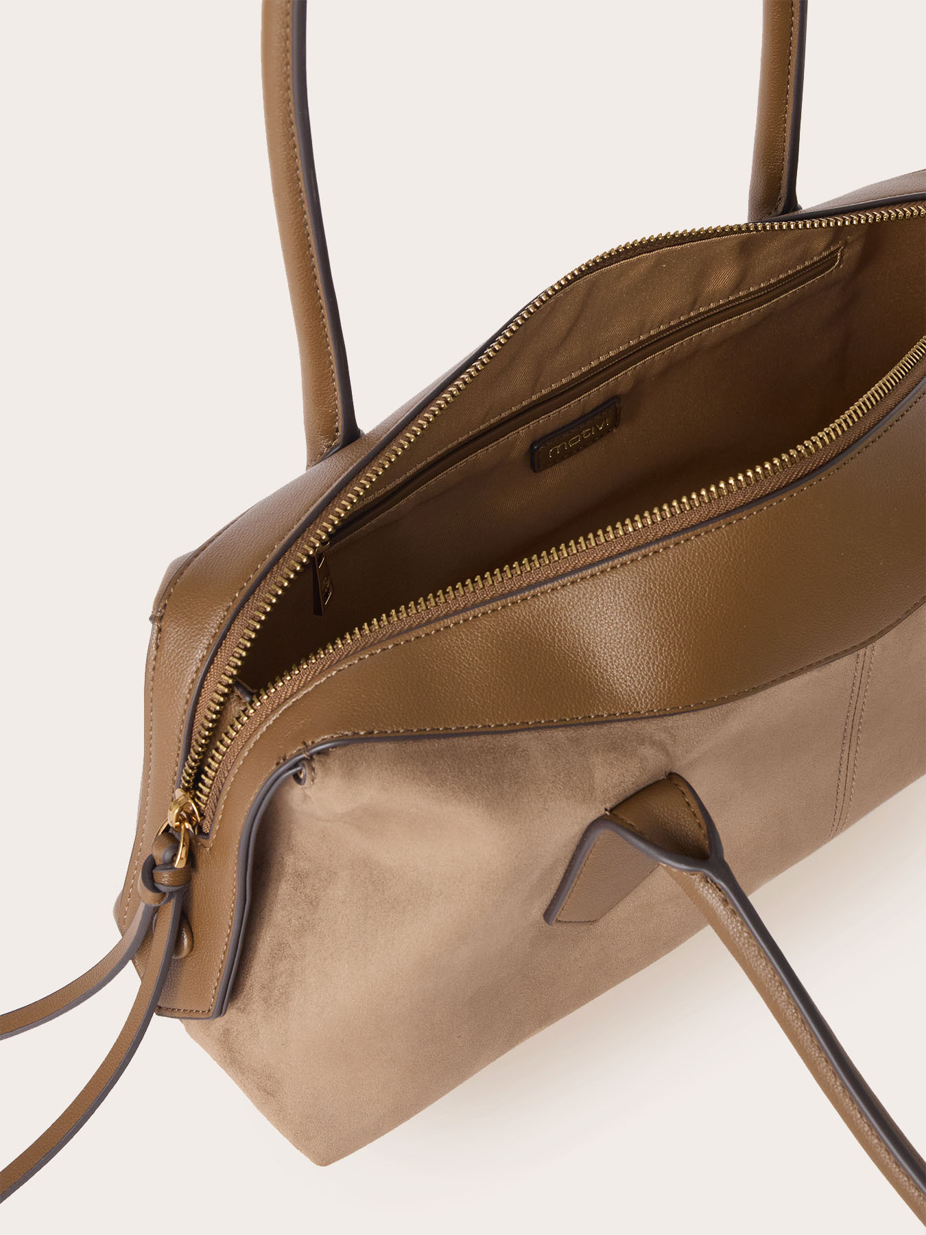 Box bag with double zip detail image number 4