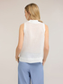 Ramie top with V-neck image number 1