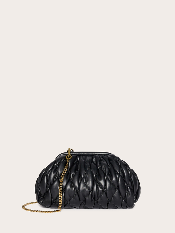 Gepolsterte Clutch mit Kettenriemen