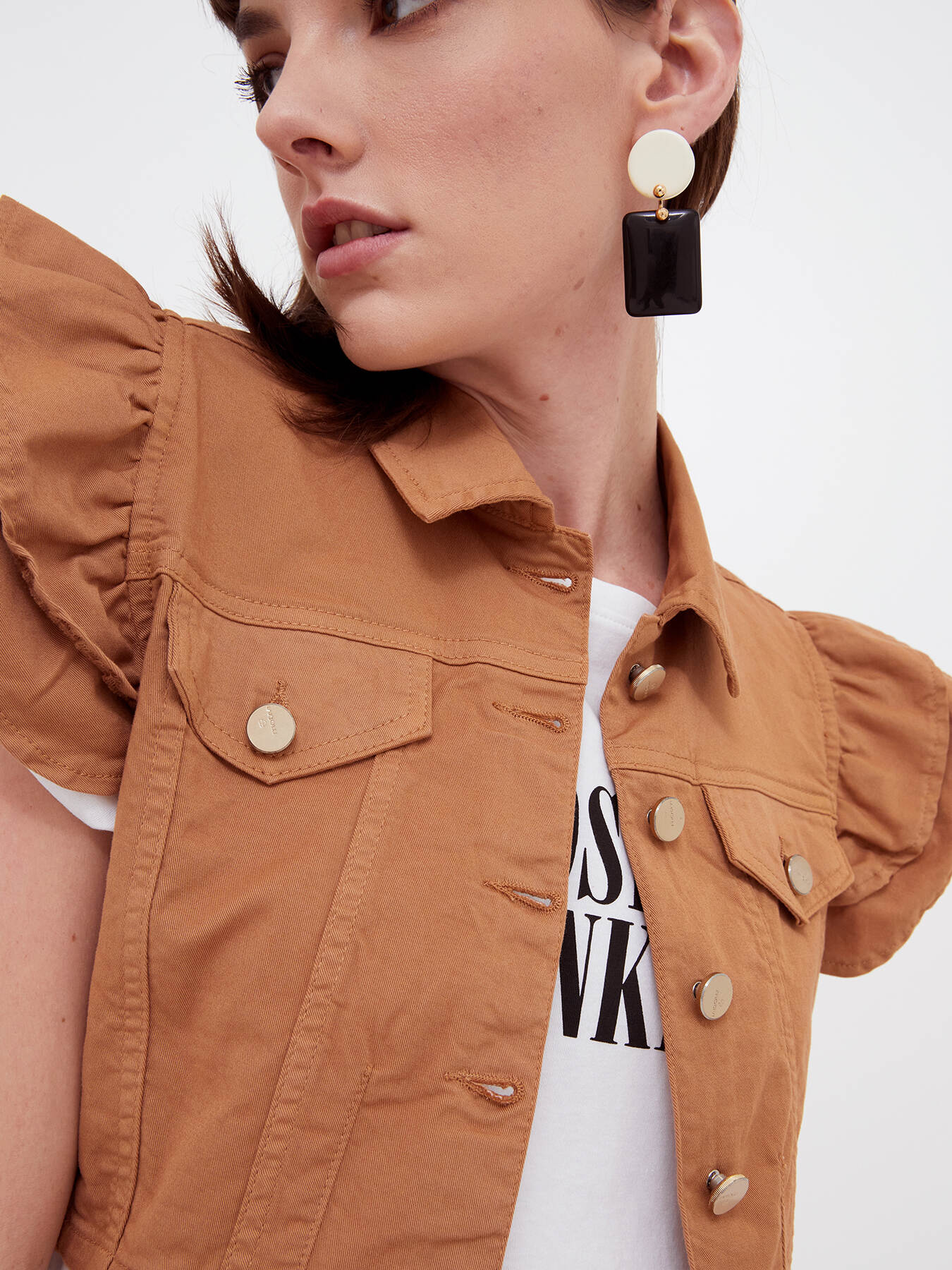 Chaleco cropped de drill image number 2