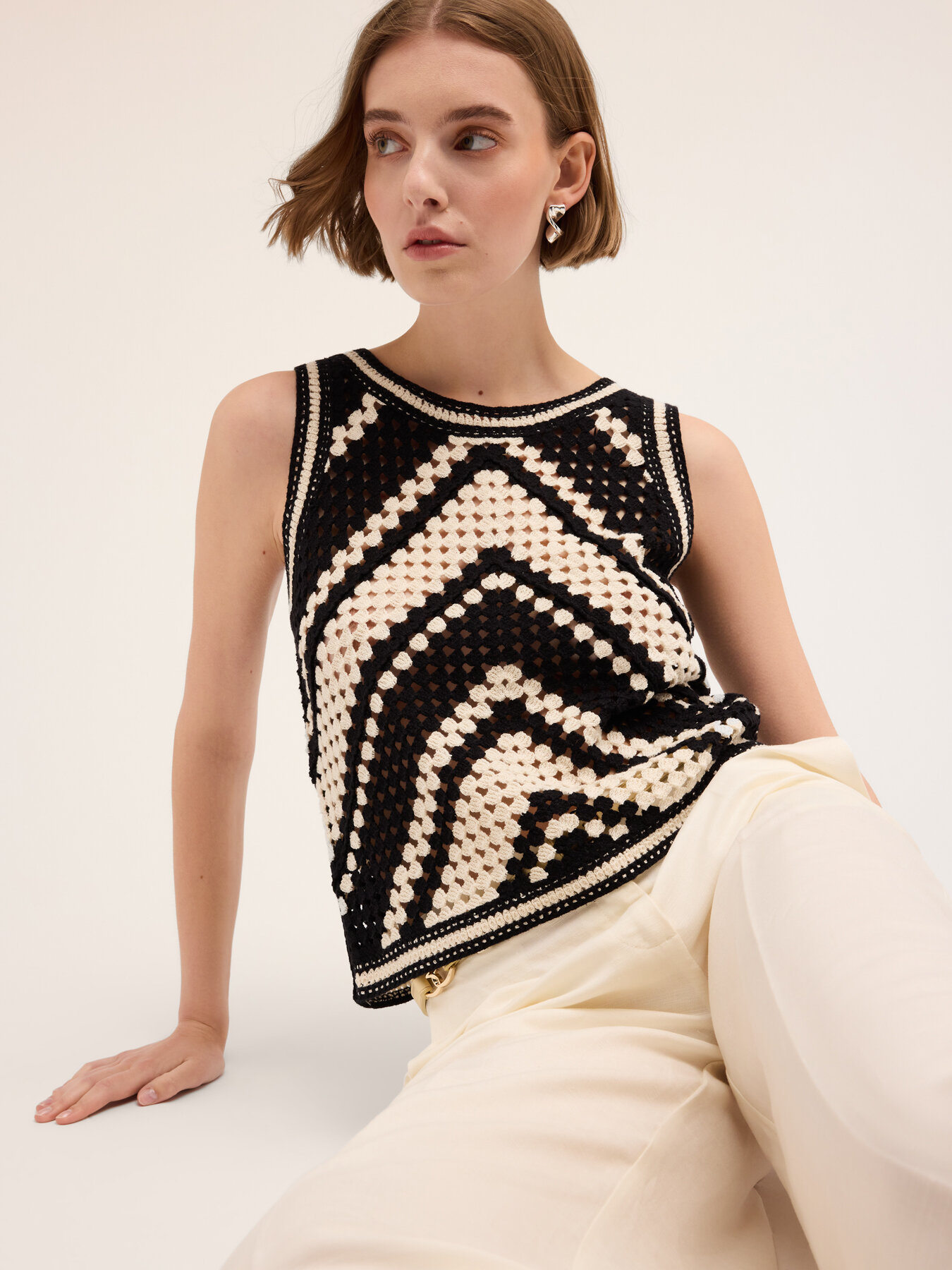 Top in maglia crochet image number 0
