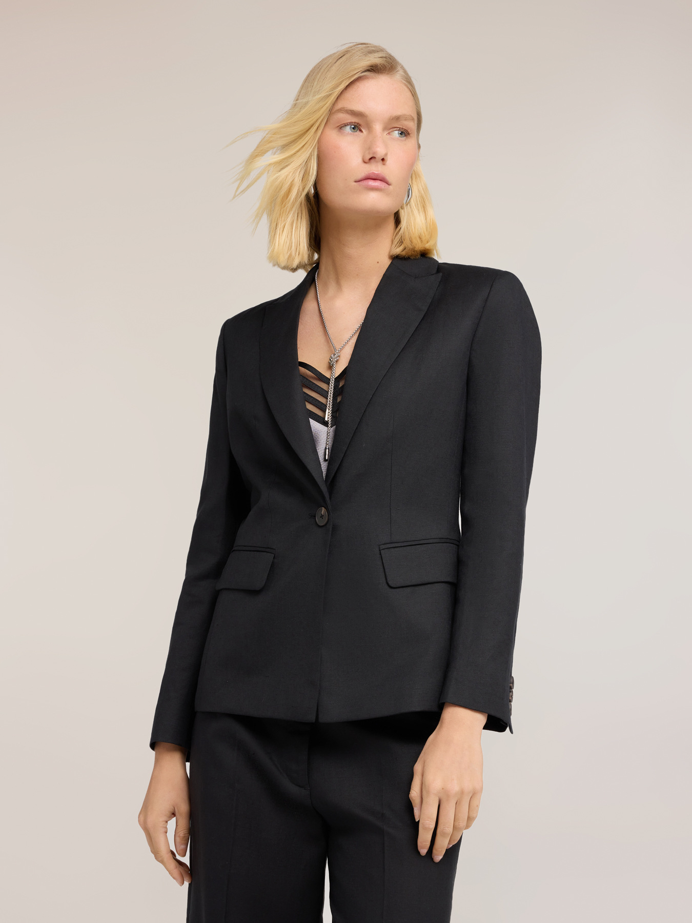 Blazer de mezcla de lino y lyocell image number 2