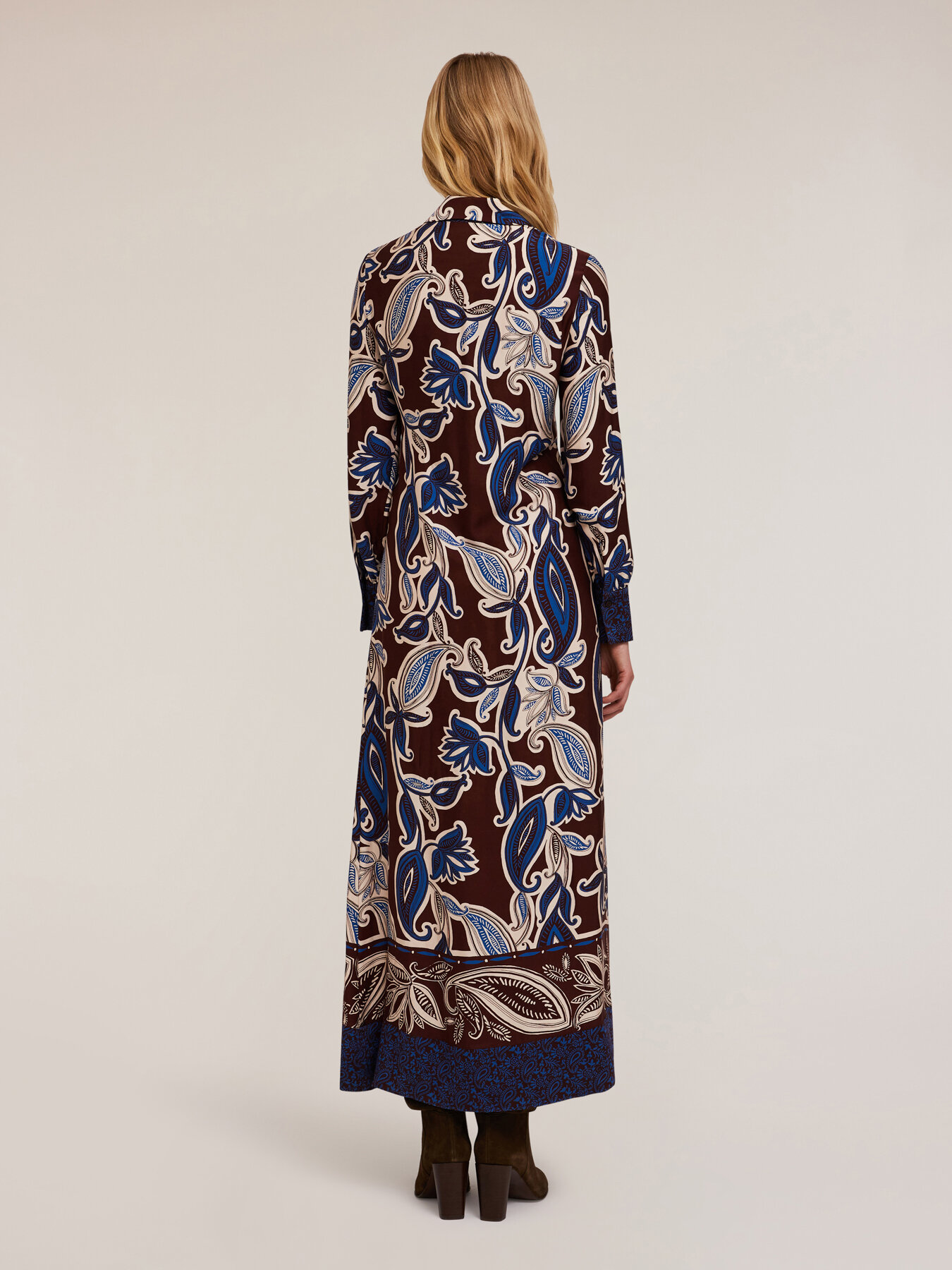 Robe longue en viscose à imprimé foulard image number 1