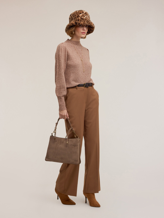 Sweater with balloon sleeves