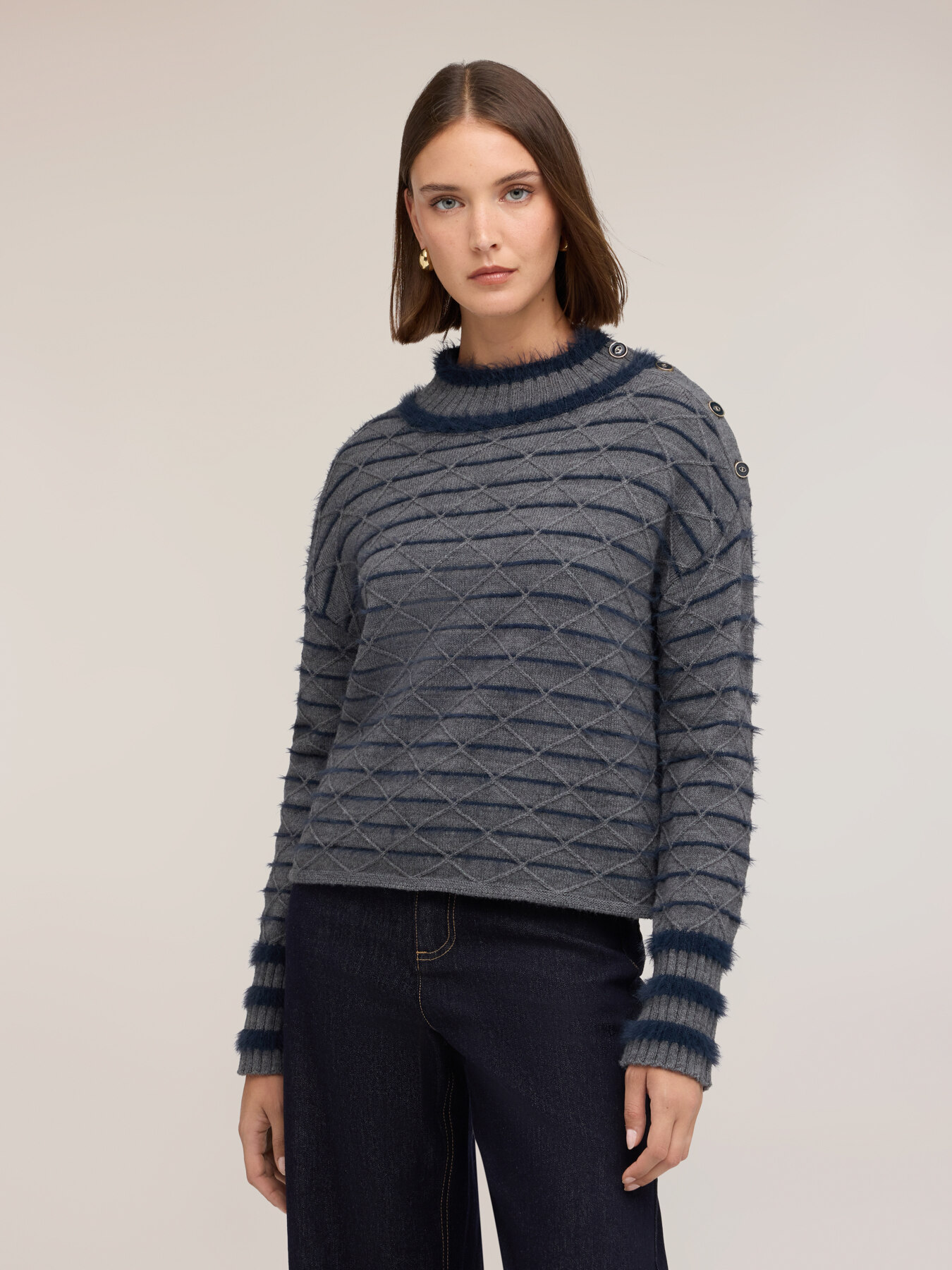 Jacquard sweater in wool blend with buttons image number 0