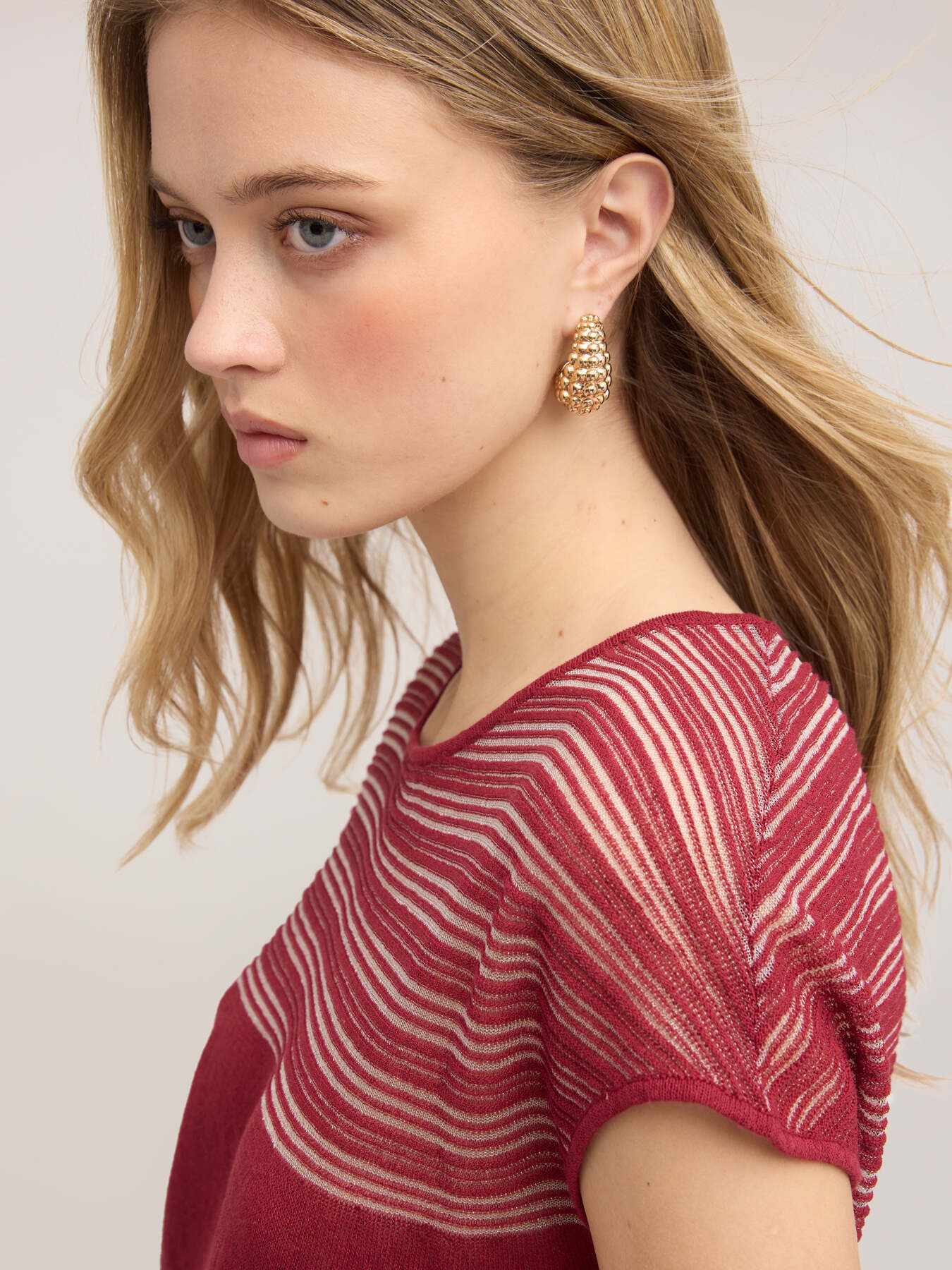 Striped linen blend sweater image number 4