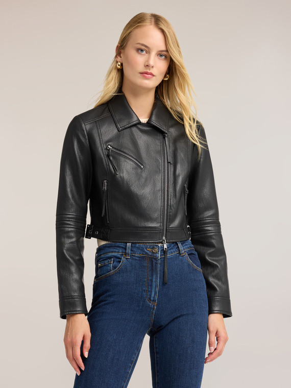 Bikerjacke mit asymmetrischem Rei&szlig;verschluss