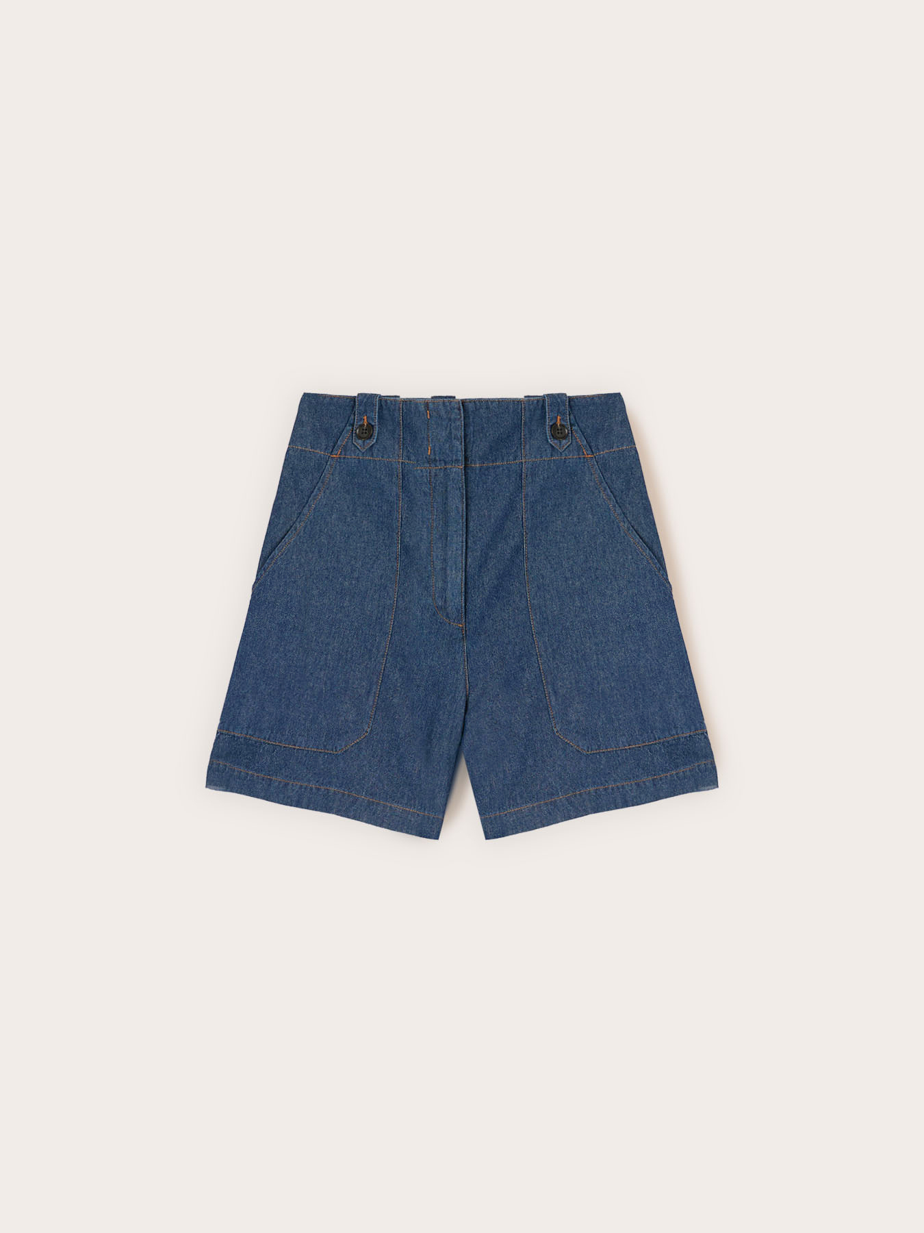 High-waisted denim shorts image number 4