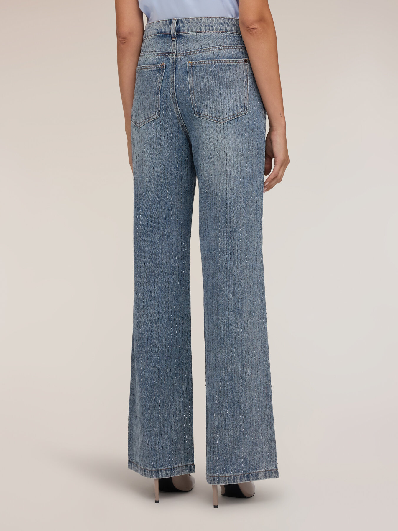 High-waisted palazzo jeans with rhinestones image number 1