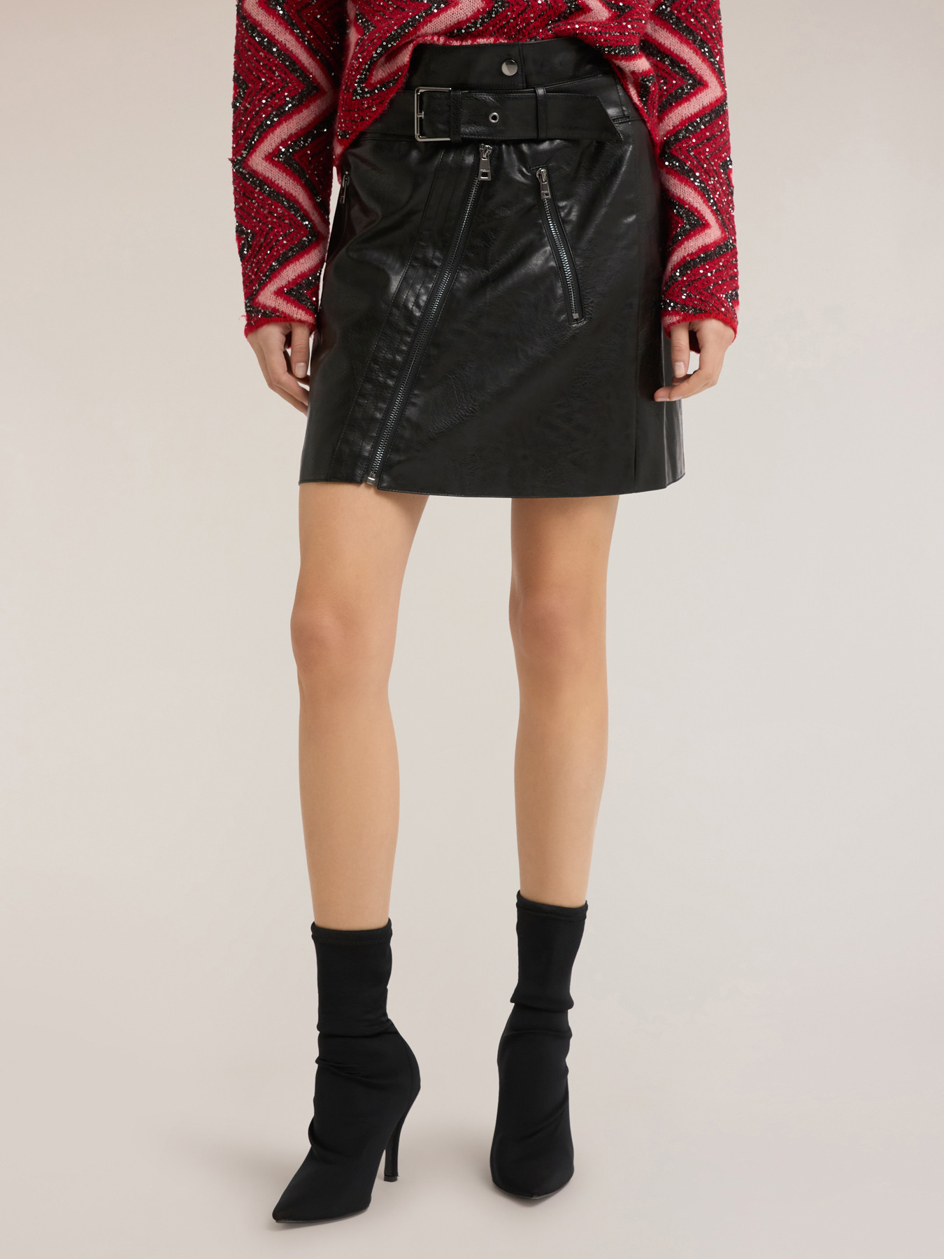 Mini skirt with decorative zippers image number 2