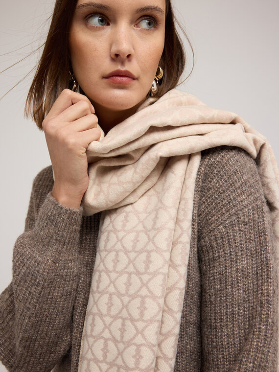 Fular jacquard lung cu franjuri