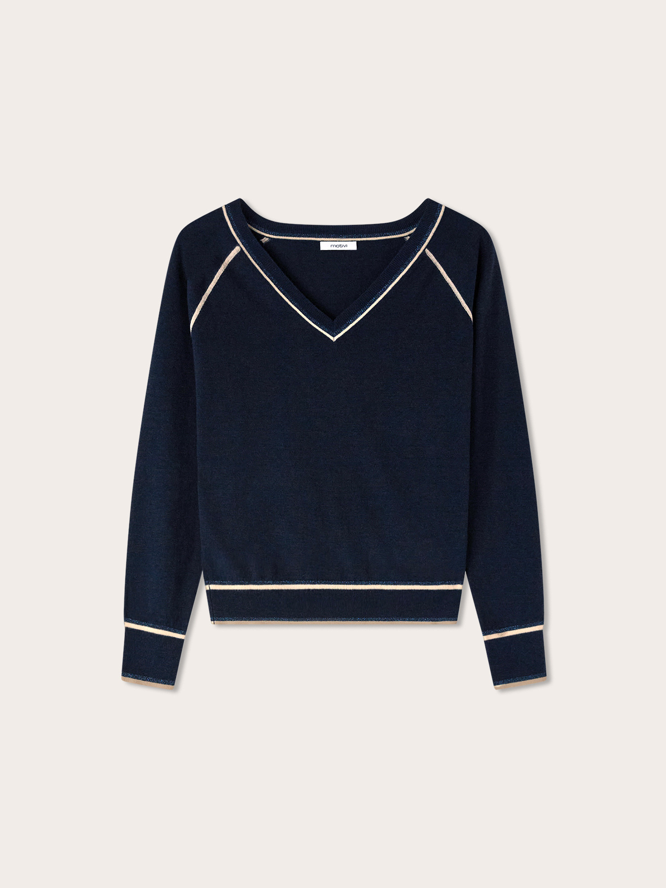 V-neck sweater in wool and silk blend image number 4