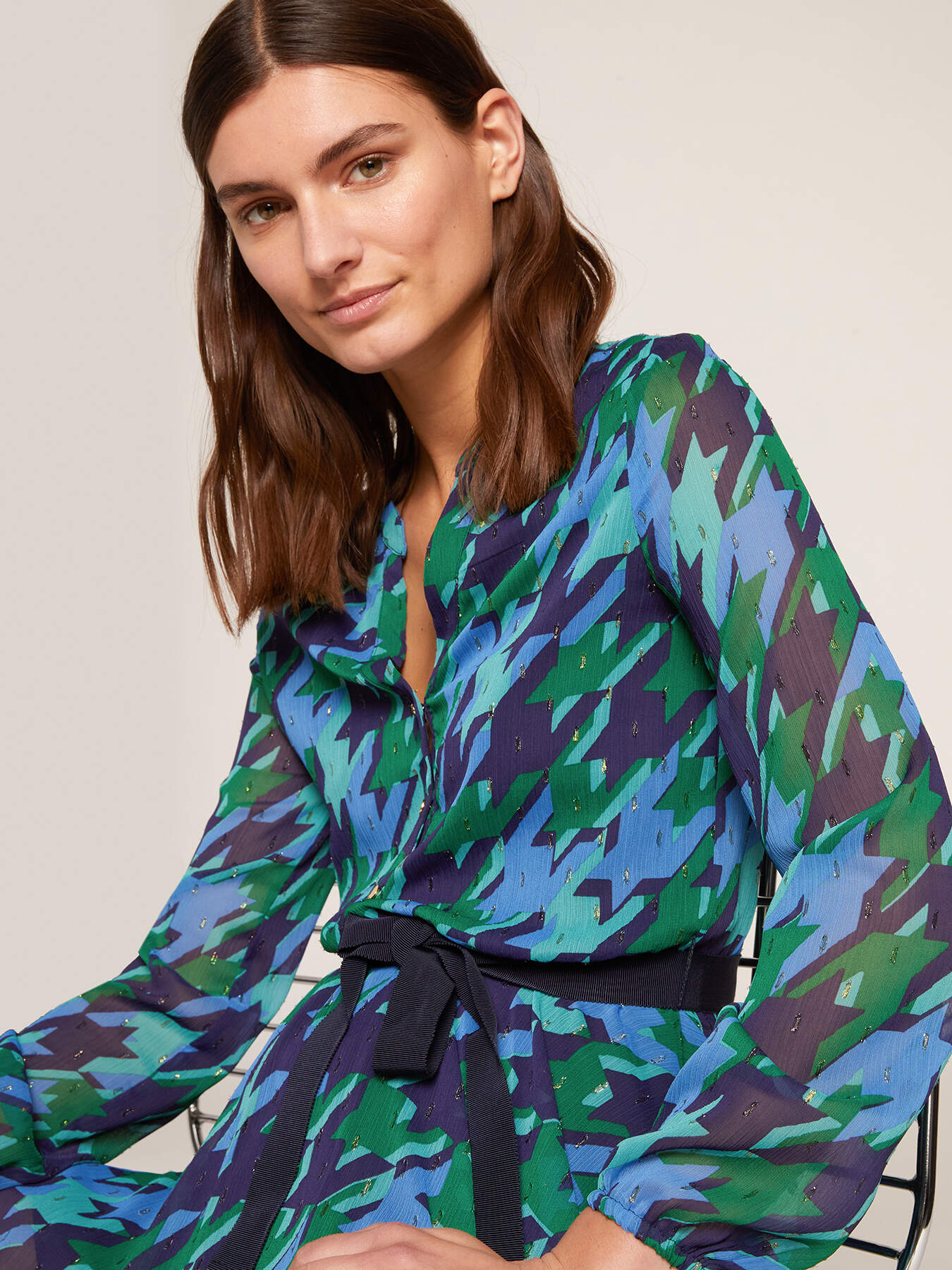 Kurzes Kleid mit Hahnentrittmuster image number 2