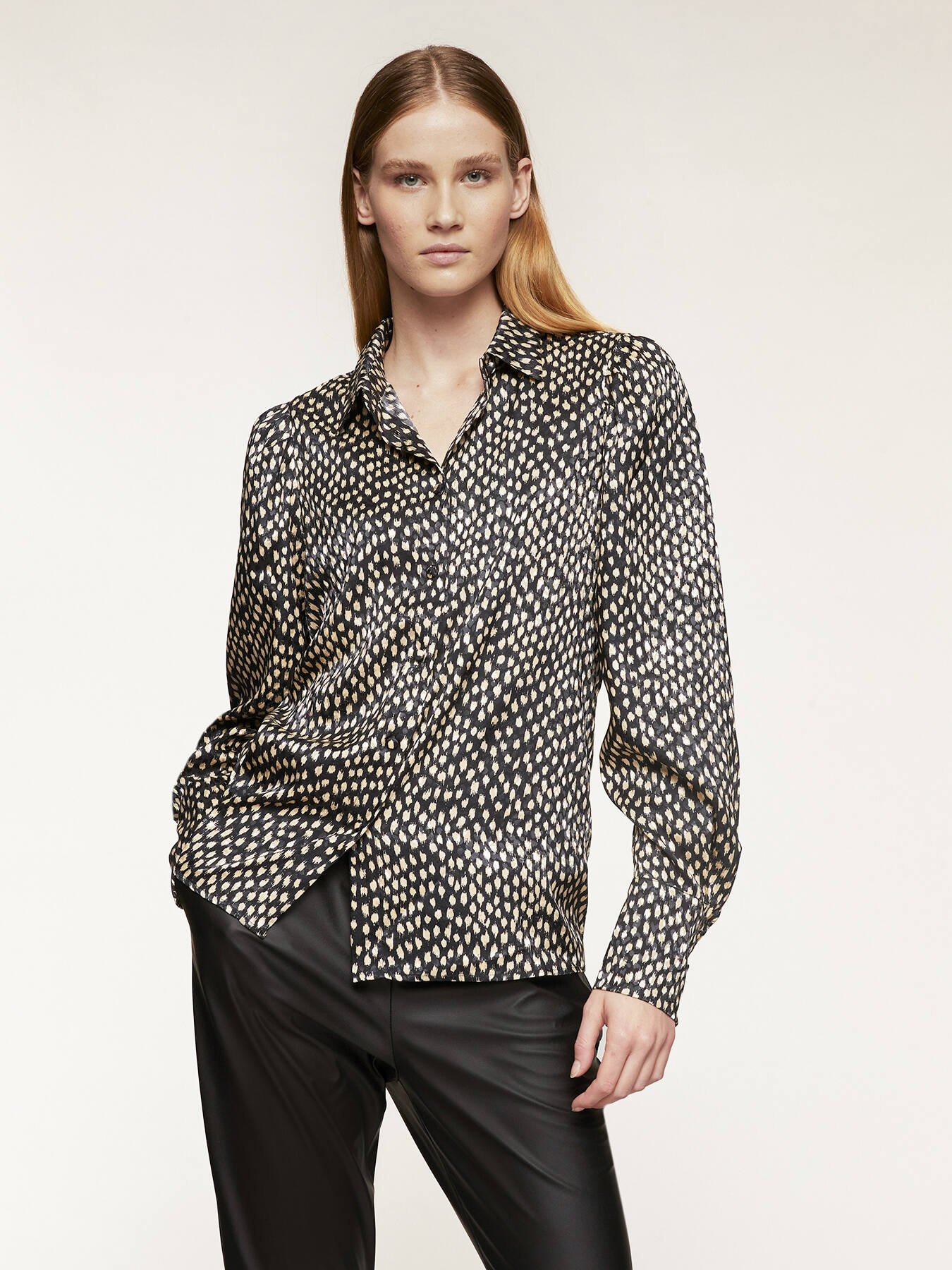 Leopard print jacquard shirt image number 0