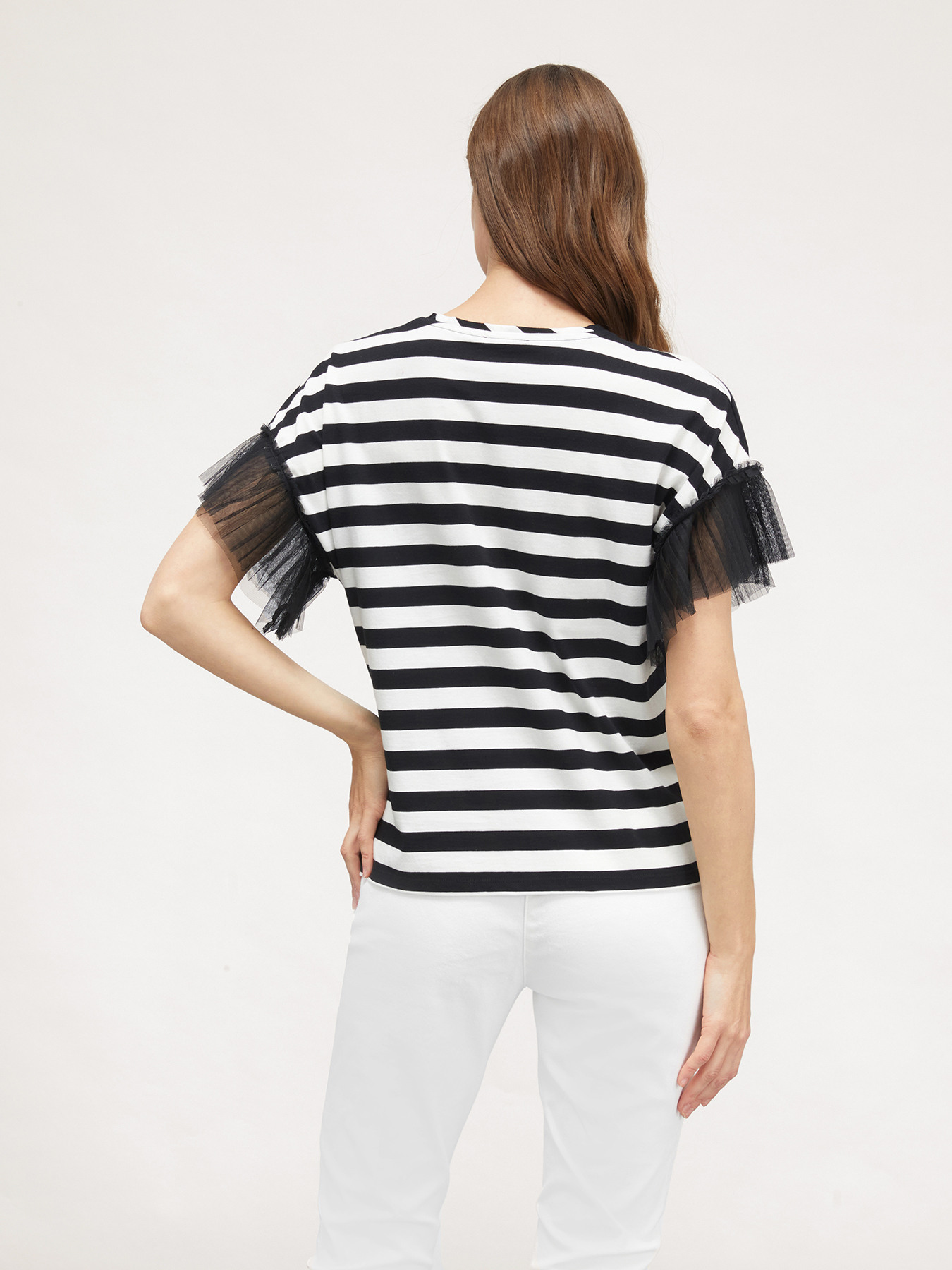 T-shirt a righe con maniche in tulle image number 1