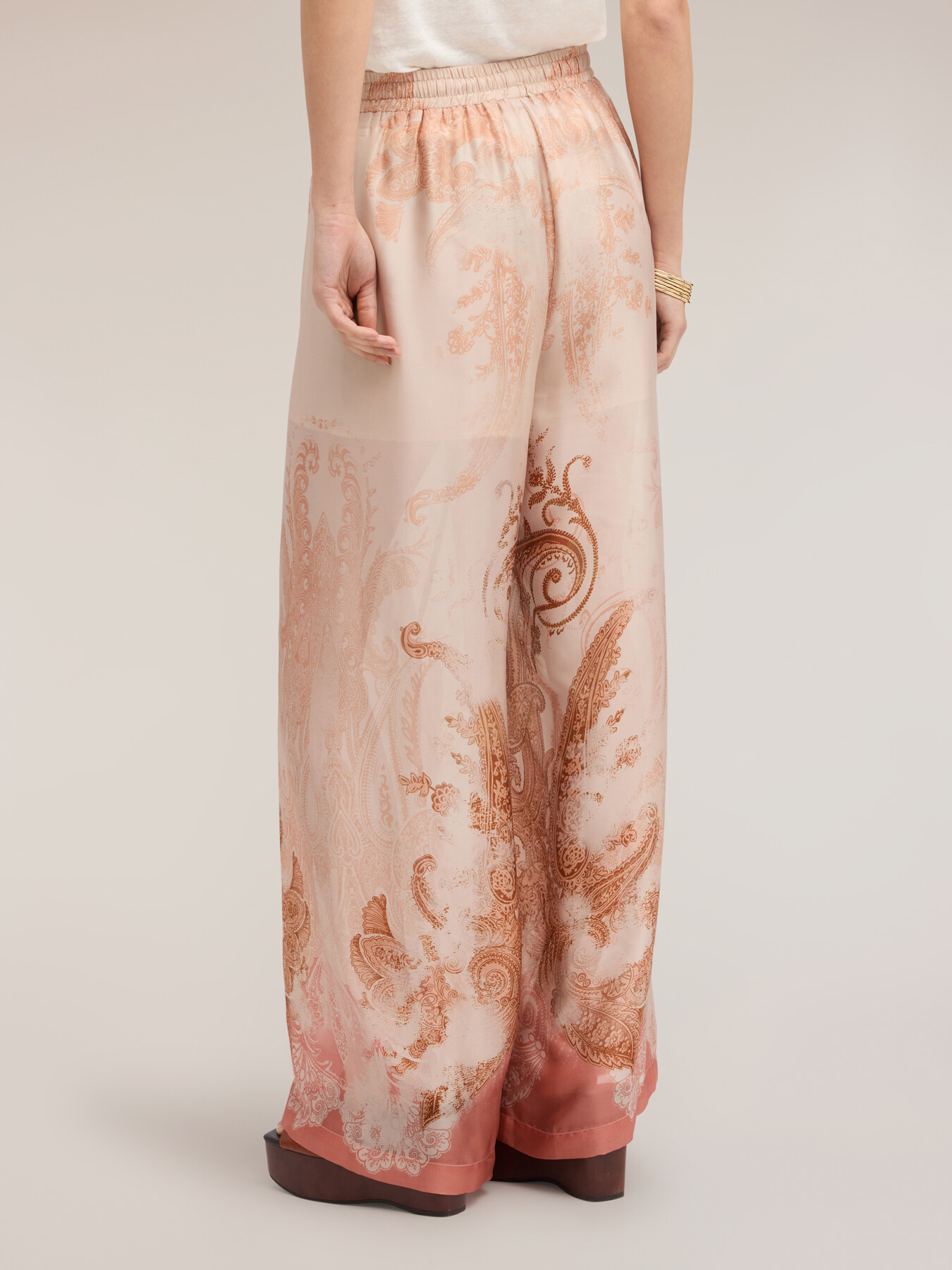 Palazzo pants in printed satin image number 1