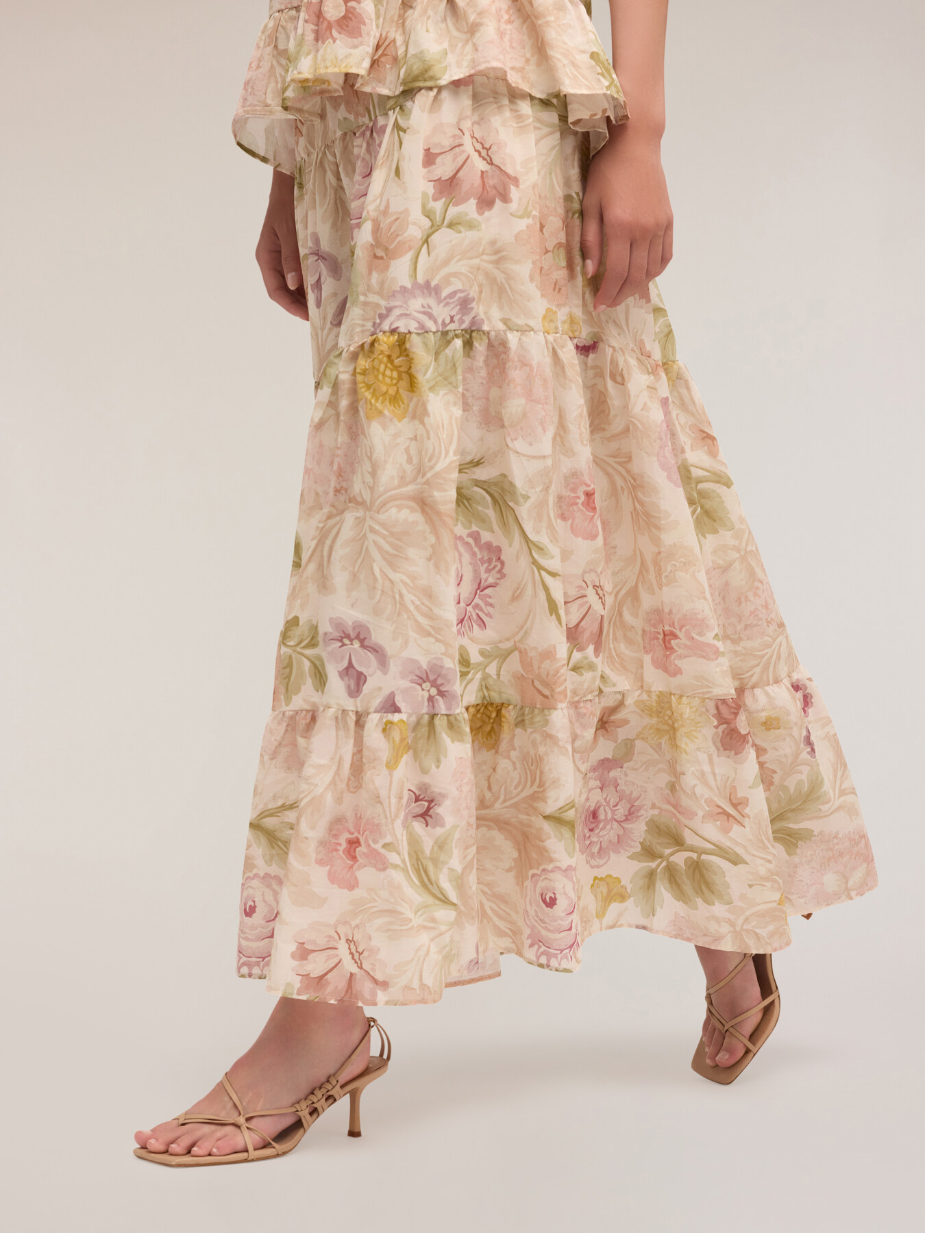 Long flounced skirt with floral pattern image number 2
