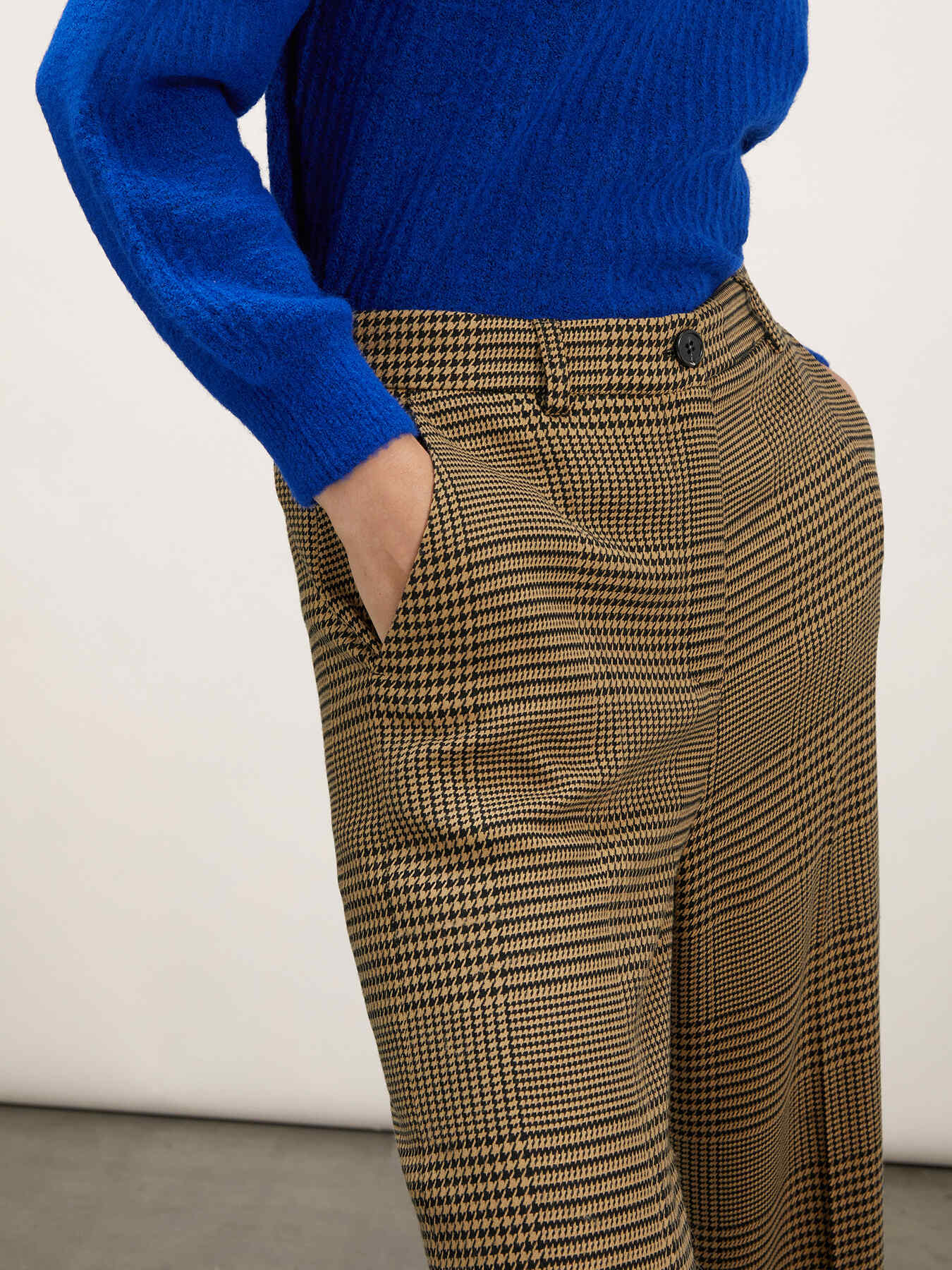 Pantalon large &agrave; carreaux image number 3