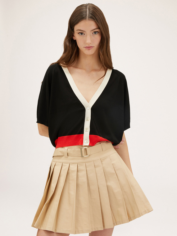 Short cardigan with contrasting trims